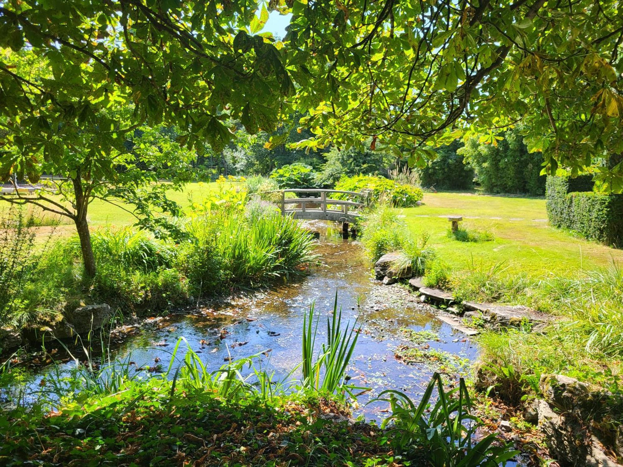Unique & Rural Child Friendly Annexe With Large Gardens, Games & Tennis Court - Chichester Holiday Properties ภายนอก รูปภาพ