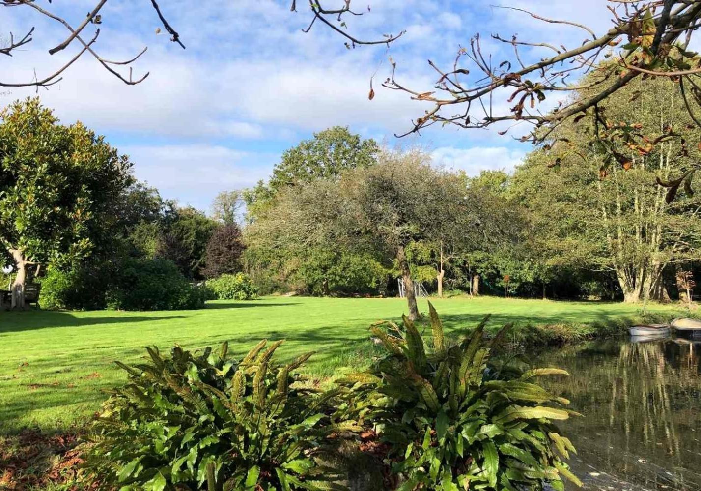 Unique & Rural Child Friendly Annexe With Large Gardens, Games & Tennis Court - Chichester Holiday Properties ภายนอก รูปภาพ