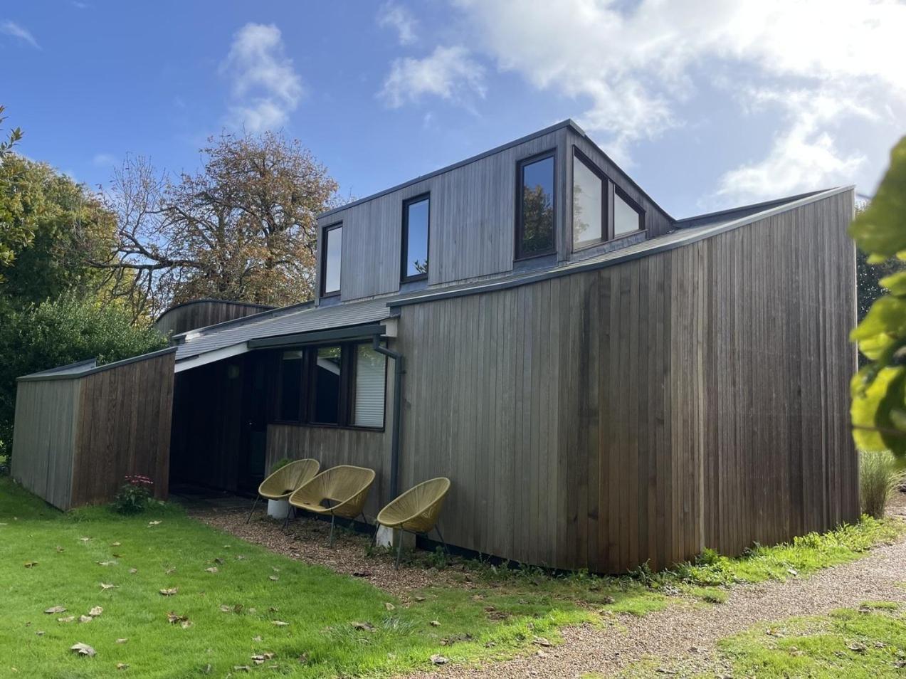 Unique & Rural Child Friendly Annexe With Large Gardens, Games & Tennis Court - Chichester Holiday Properties ภายนอก รูปภาพ
