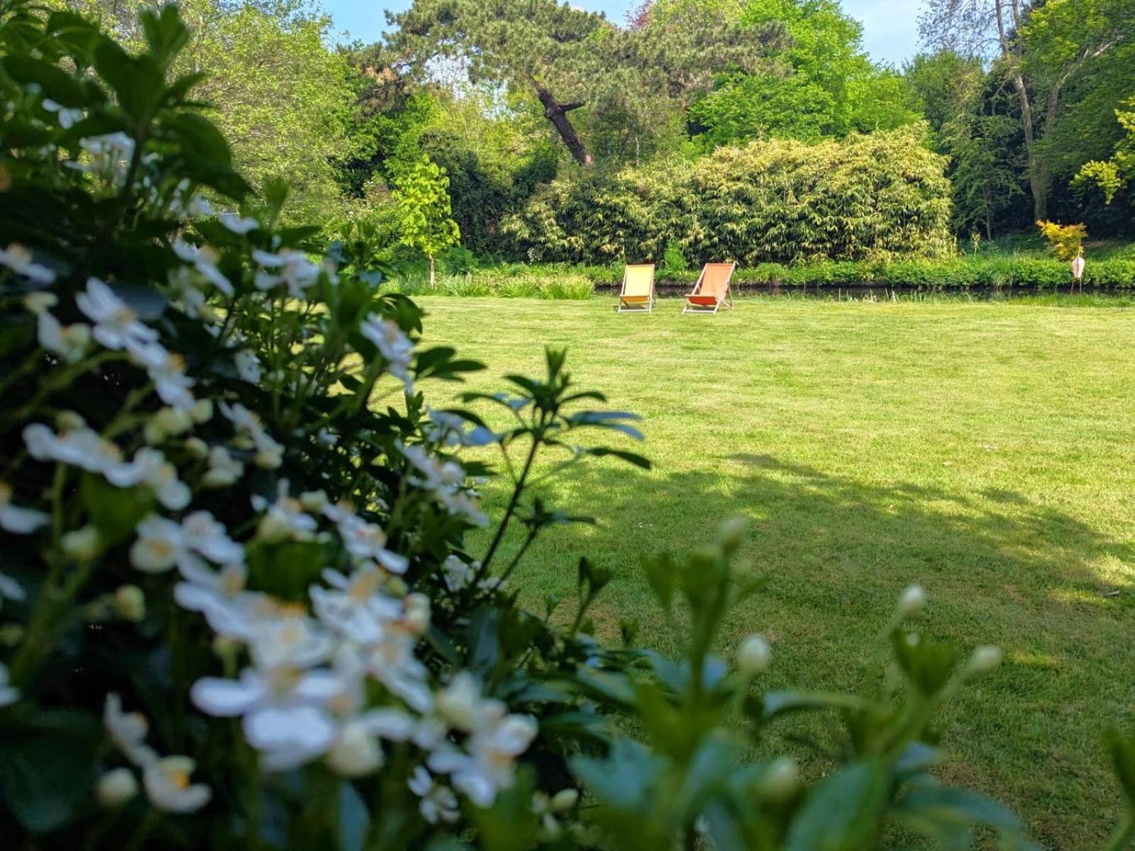 Unique & Rural Child Friendly Annexe With Large Gardens, Games & Tennis Court - Chichester Holiday Properties ภายนอก รูปภาพ