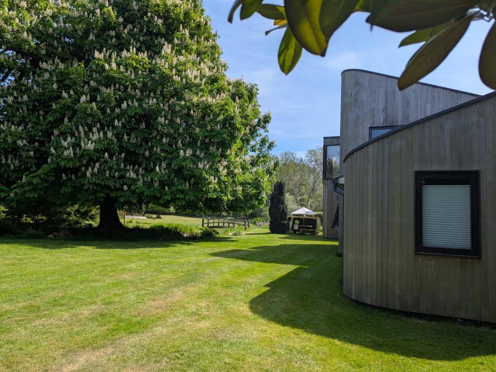 Unique & Rural Child Friendly Annexe With Large Gardens, Games & Tennis Court - Chichester Holiday Properties ภายนอก รูปภาพ